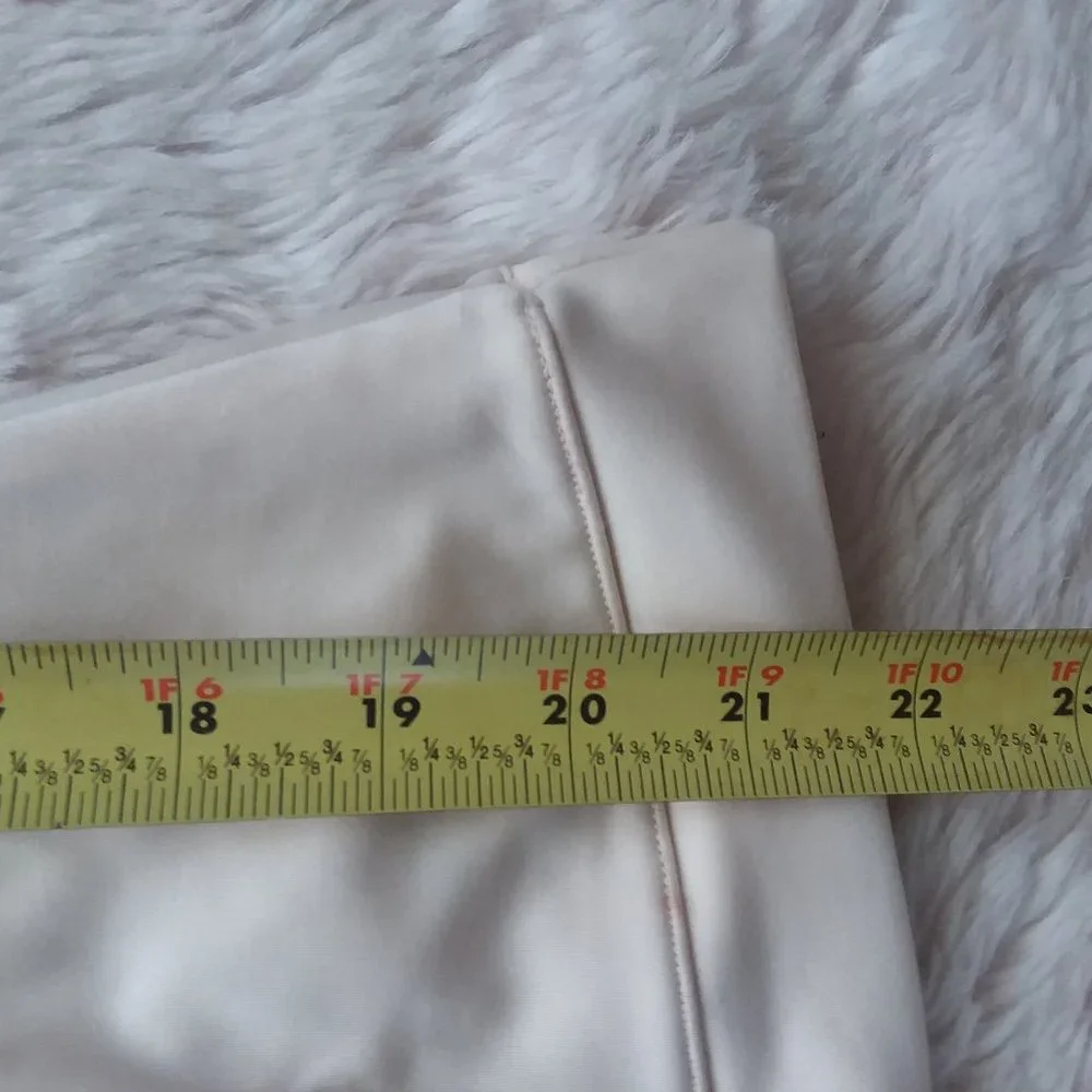 EUC Spanx Square Neckline Hide & Sleek